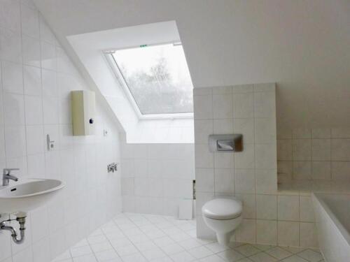 Foto - 3 Zimmer Dachgeschoßwohnung zur Miete in Limbach-Oberfrohna