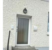 Wie im eigenen Haus: Helle Mietwohnung, eigener Eingang, 4 Zimmer - Lübbecke