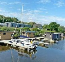 Mieten Sie Ihr Hausboot im **Hausboot-Resort Nordseeküste!** - Wilhelmshaven Altengroden