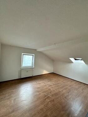 Foto - 3-Zimmer Wohnung Dachgeschoss - 600,00 EUR Kaltmiete,