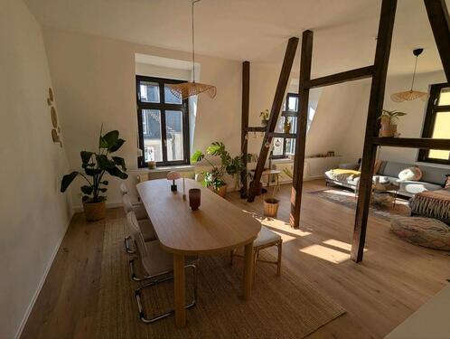 Foto - 3-Zimmer Etagen-Wohnung mit Balkon und Dachboden