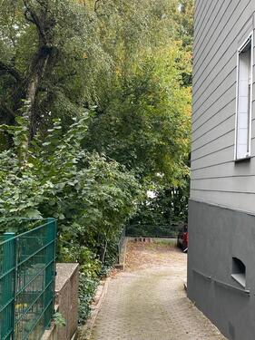 Foto - Stellplatz für PKW oder Anhänger ,Witten Röhrchenstraße 55