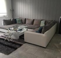 Schöne 3-Zimmer Wohnung mit Küche und Balkon in 47799 Krefeld Schöne 3-Zimmer Wohnung mit Küche und Balkon in 47799 Krefeld