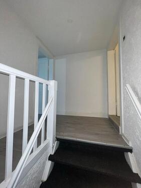 Foto - Renovierte 2 Zimmer Wohnung - 750,00&nbsp;EUR Kaltmiete, ca.&nbsp; 52,00&nbsp;m&sup2;