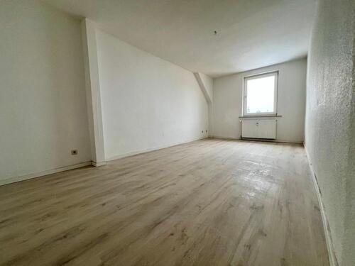 Foto - 3 Zimmer im Dachgeschoss ab April Dessau-Roßlau