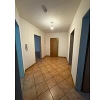 3-Zimmer-Wohnung - 1.075,00&nbsp;EUR Kaltmiete, ca.&nbsp; 90,00&nbsp;m&sup2; in Nandlstadt (PLZ: 85405)