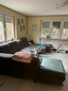 Foto - Haus mit 7 Zimmern, Hof zu vermieten ( Wohnung )