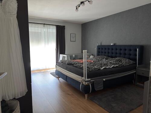 Foto - Renovierte 3-Zimmer Wohnung - 299.000,00&nbsp;EUR Kaufpreis, ca.&nbsp; 95,00&nbsp;m&sup2;