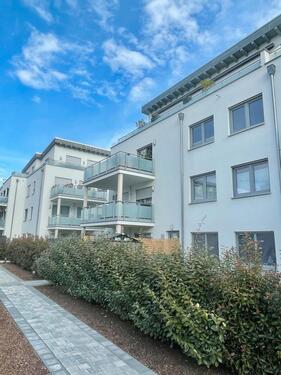 Foto - Hochwertige 3 Zimmerwohnung mit EBK , TG, Balkon in Neustadt W