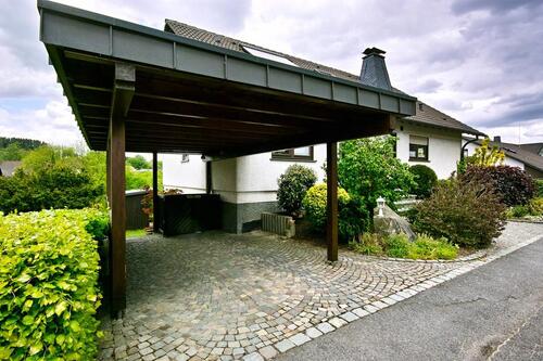 Foto - 10 Zimmer Einfamilienhaus zum Kaufen in Reichshof