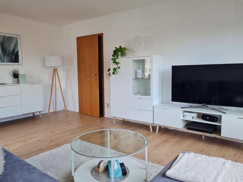 Foto - Helle 3-Zimmer-Wohnung mit Balkon in ruhigem Zweifamilienhaus