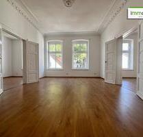 7-Zimmer-Altbauwohnung mit großer verglaster Loggia, Fußbodenheizung & Tageslichtbad. Ideal als WG! - Magdeburg Brückfeld