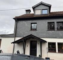 Doppelhaushälfte in ruhiger Seitenstraße - Idar-Oberstein