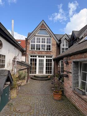 Foto - Charmantes Mehrfamilienhaus mit Innenhof – Pulheim-Stommeln