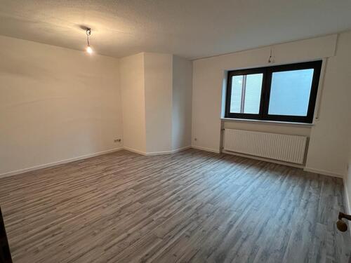 Foto - Freundliche 2-Zimmer-Souterrain-Wohnung