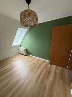 Foto - Große und helle 4-Zimmer DG Wohnung in Siggelkow (62 qm)