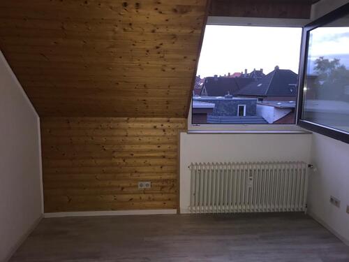 Foto - 1 Zimmer Dachgeschoßwohnung zur Miete in Oldenburg