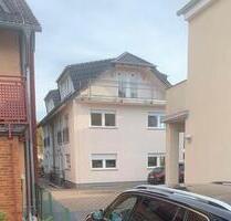 Doppelhaushelfte mit kl. Terrasse in Riedstadt Wolfskehlen