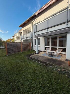 Foto - Frisch renovierte helle Wohnung mit eigenem Garten zu vermieten!