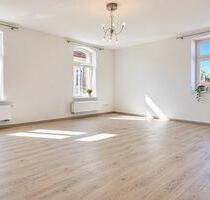 Helle, großzügige 2-Zimmer-Wohnung in Arnstadt - ab 1.1.27