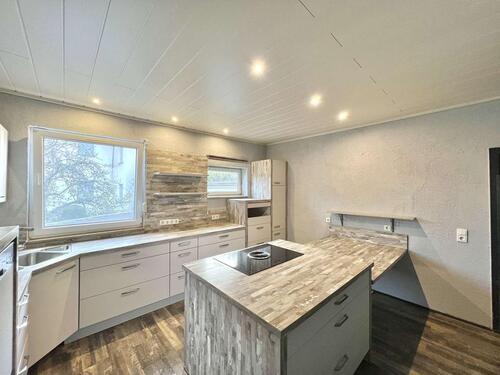 Foto - 5 Zimmer Einfamilienhaus zur Miete in Ehringshausen