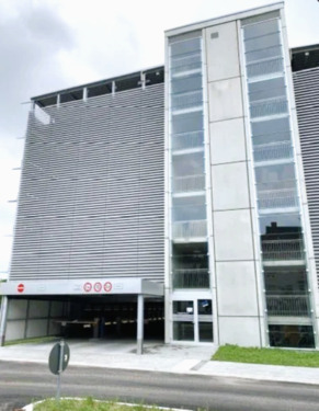 Foto - KFZ-Stellplätze im Parkhaus - Nähe Jakobinenstr. und Hornschuch