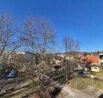 Wohnung mit Einbauküche und schönem Ausblick!! - Hohenstein-Ernstthal