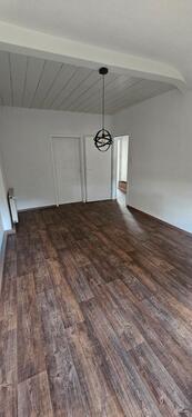 Foto - Püttlingen, 3ZKB DG - 450,00&nbsp;EUR Kaltmiete, ca.&nbsp; 75,00&nbsp;m&sup2;