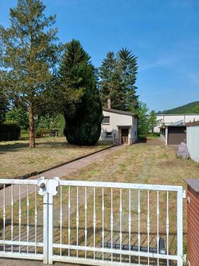 Foto - Einfamilienhaus - 120.000,00&nbsp;EUR Kaufpreis, ca.&nbsp; 93,00&nbsp;m&sup2;