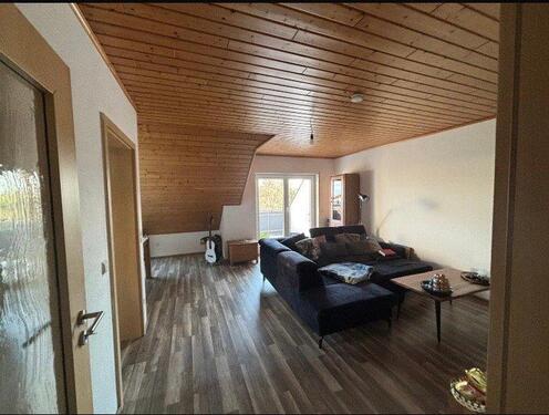 Foto - Gepflegte und helle DG-Wohnung - 228.000,00&nbsp;EUR Kaufpreis, ca.&nbsp; 62,00&nbsp;m&sup2;