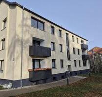 Sanierte***4-Zimmer-Wohnung mit Balkon und 2 Bädern!!!*** - Schöningen