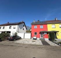 Schöne, große Doppelhaushälfte inkl. Garage + Küche * in Bretten