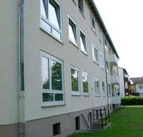 Praktische 4-Zimmer Wohnung mit neuen Bodenbelägen und Balkon zu vermieten - Bad Hersfeld