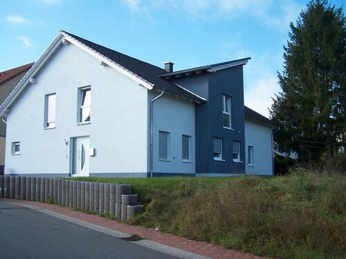 Foto - Großzügiges Einfamilienhaus 6 ZKB, 330 m², mit moderner Ausstatt