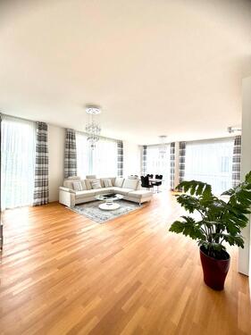 Foto - Exklusive- Möblierte 3-Zimmer-Wohnung im Diplomatenviertel