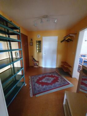 Foto - WG Zimmer zu vermieten - 400,00&nbsp;EUR Kaltmiete, ca.&nbsp; 105,00&nbsp;m&sup2;