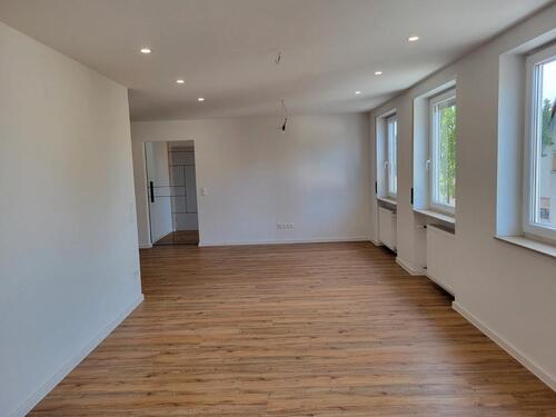 Foto - Moderne 5-Zimmer-Wohnung in Waghäusel-Kirrlach