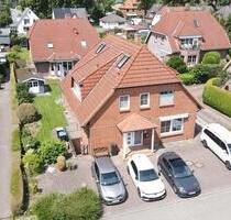 Großzügige 3,5-Zimmer-Wohnung mit Dachterrasse in Stockelsdorf