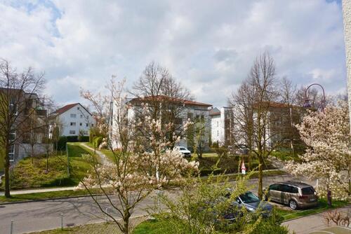 Foto - Attraktive, 3-Zimmer-Wohnung mit Einbauküche – – provisionsfrei