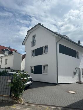 Foto - Modernes Haus - 1.900,00&nbsp;EUR Kaltmiete, ca.&nbsp; 133,00&nbsp;m&sup2;