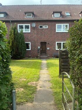 Foto - Rendsburg – Reihenmittelhaus mit 3 WE, 165 m², EG-Wohnung frei
