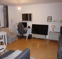 Helle 1-Zi-Mietwohnung in UhlenhorstBarmbek-Süd + Garage - Hamburg