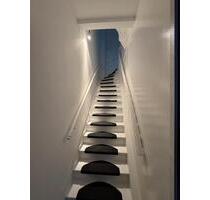 Großzügige 5 - Zimmer Wohnung- kernsaniert- Hochparterre -Bremen