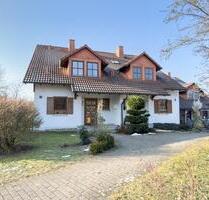 Wohnen auf Zeit (max. 18 Monate): Reihenendhaus mit 4,5 Zi., ca. 140 m², Garten & Garage - Großheirath
