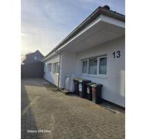 Bungalow mit Einliegerwohnung - 420.000,00&nbsp;EUR Kaufpreis, ca.&nbsp; 110,00&nbsp;m&sup2; in Laatzen (PLZ: 30880)
