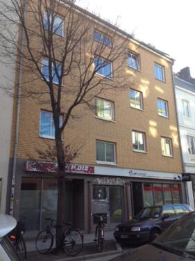 Foto - Helle 2 Zimmerwohnung mit Ausblick auf St. Pauli und Fahrstuhl