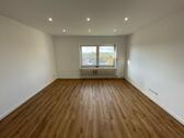Foto - Kernsaniert & mit Seeblick – moderne 3-Zimmer-Wohnung in Salzgitter-Lebenstedt