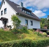 1-2 familienhaus ca 95 qm sehr ruhige lage 5x7 m carport - Grub am Forst