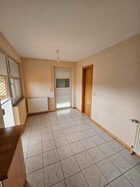 Foto - Schöne DG Wohnung - 800,00 EUR Kaltmiete,