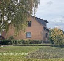 Moderne 4 Zimmer Dachgeschoss Whg. - EBK, Balkon,Abstellraum und KFZ-Stellplatz zu vermieten - Langenhagen Engelbostel